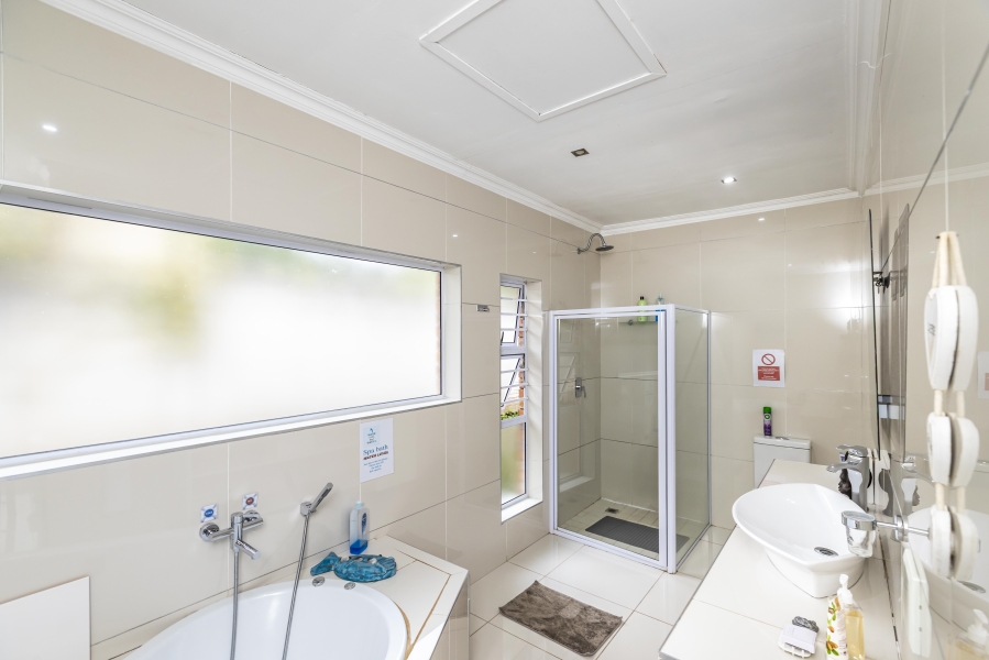 6 Bedroom Property for Sale in Dorchester Heights Eastern Cape
